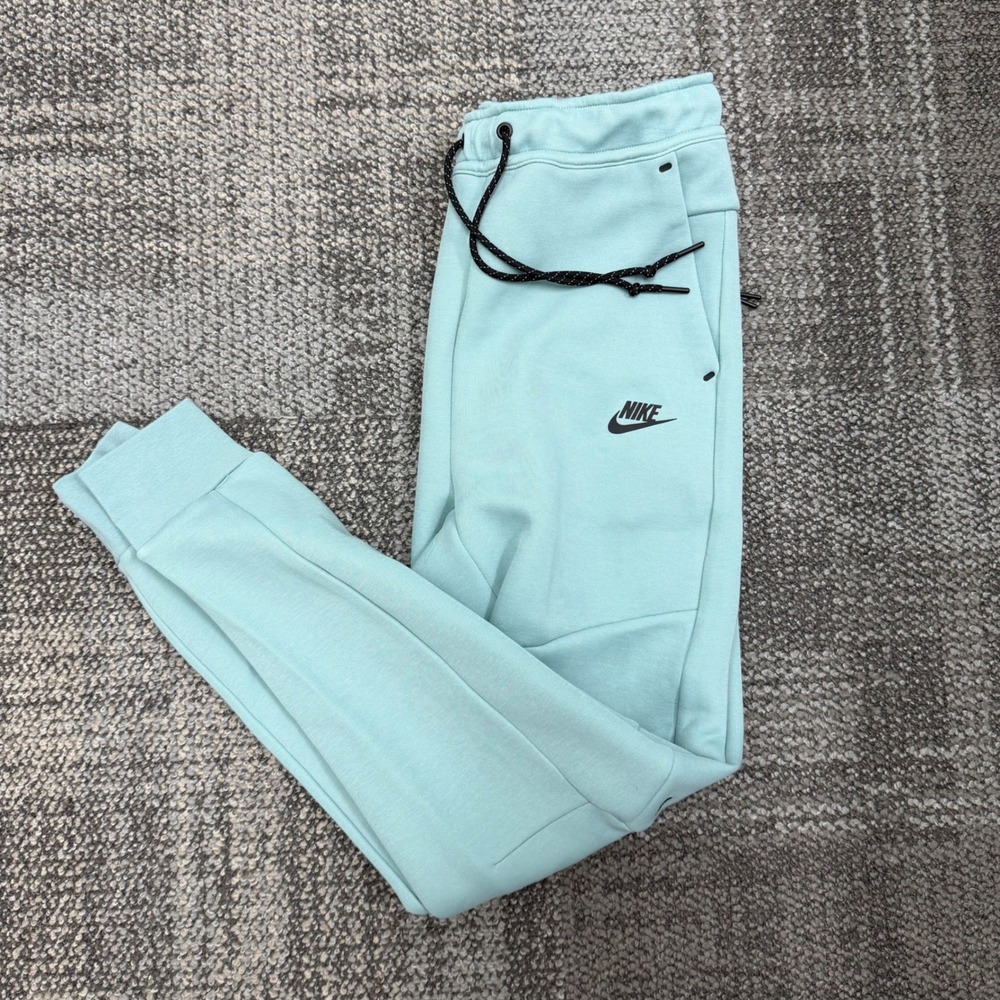 Nike Tech Fleece Joggers Mens Small "Cannon" HV0959-017 Sweatpants